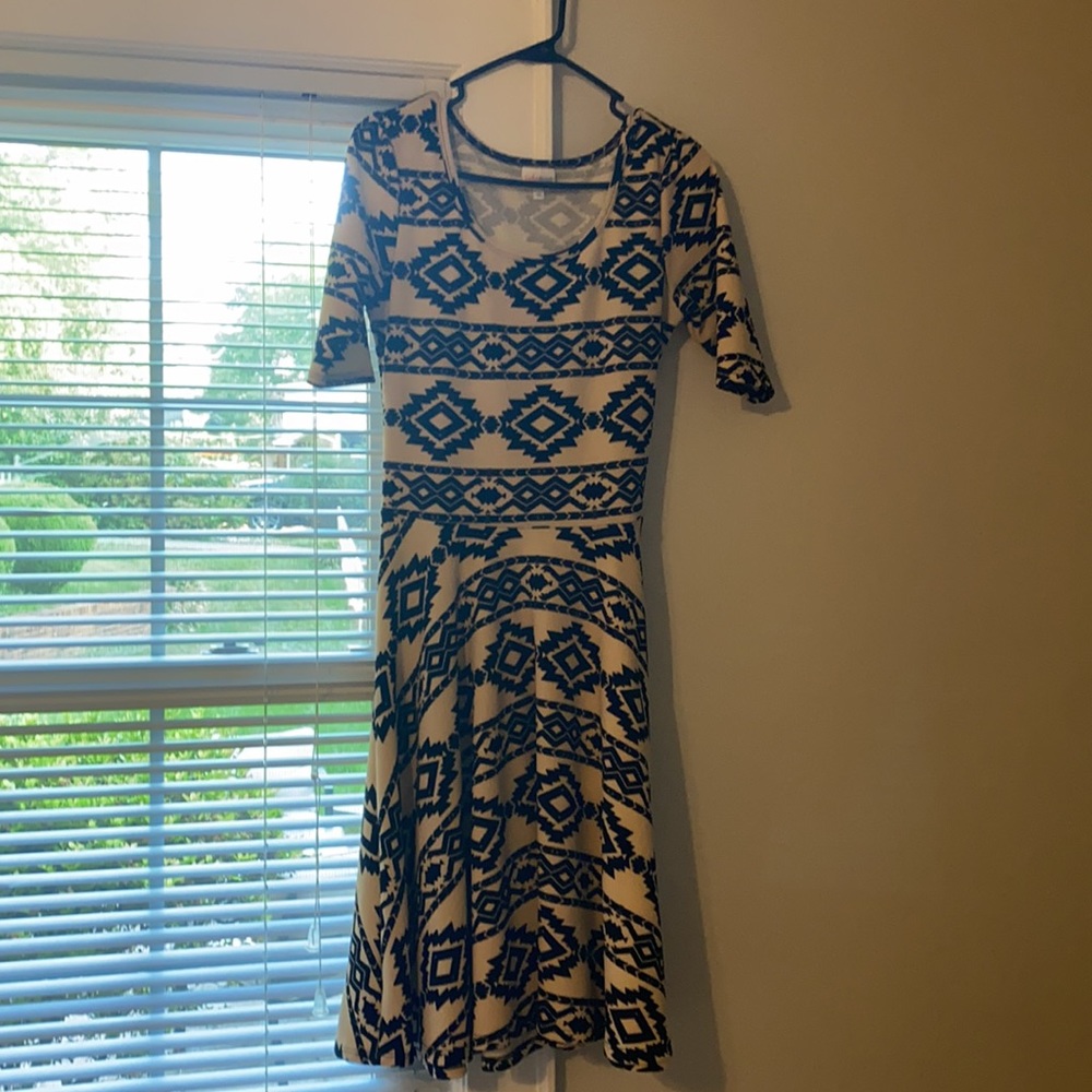 LuLaRoe Nicole dress size medium - Picture 3 of 3